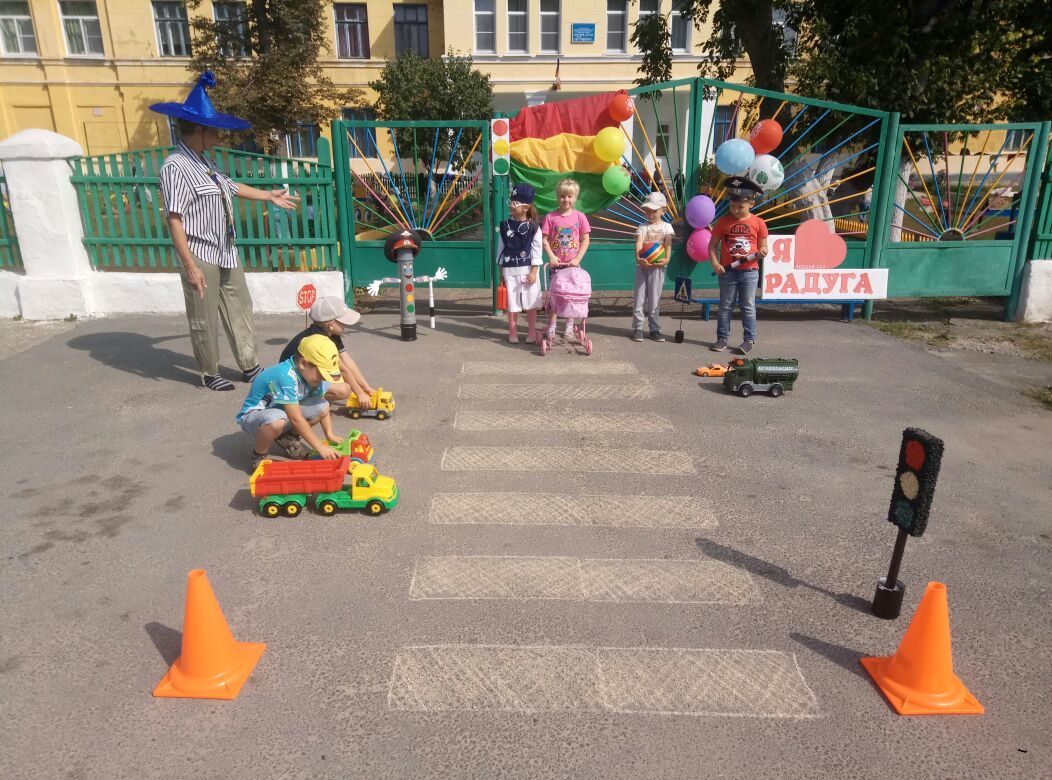 Для грязинских малышей прошло мероприятие «Весёлый светофор» » Первый  Грязинский Портал